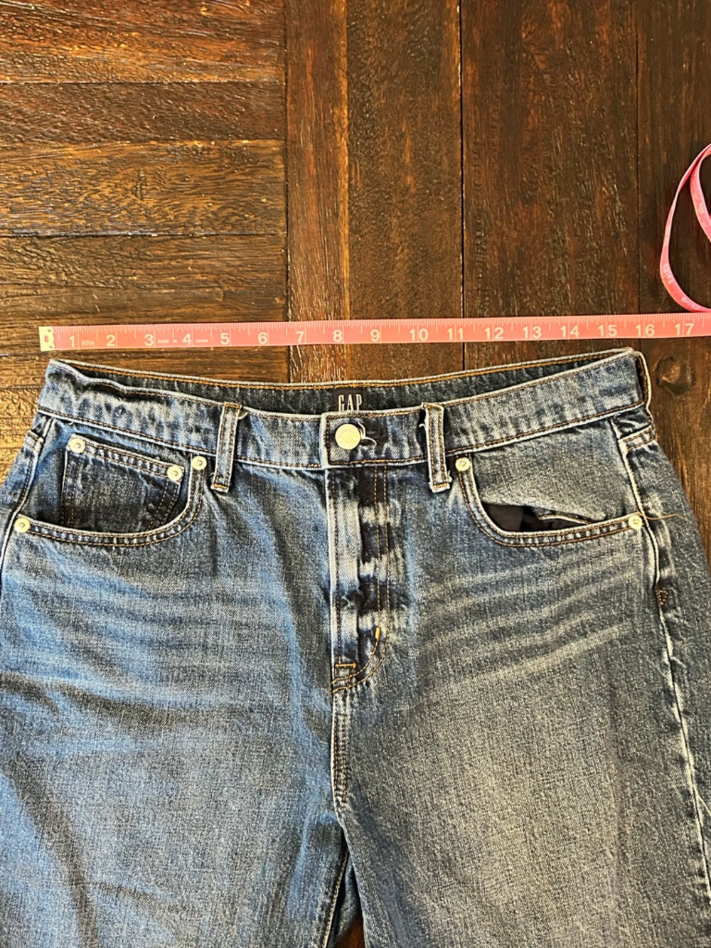 GAP Denim Jean Shorts Cut Offs - 7in - Picture 6 of 9